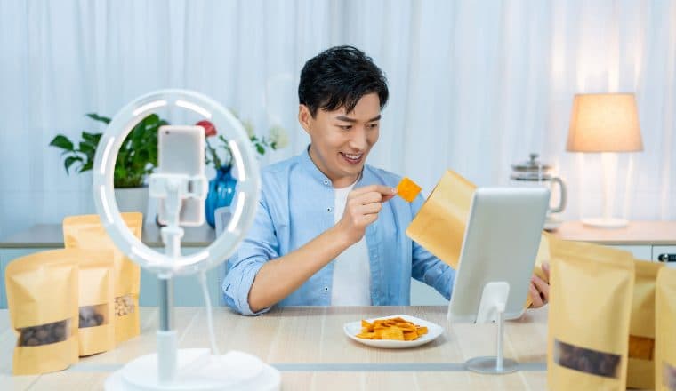 顶流网红辛巴也要做跨境！从TikTok卷起
