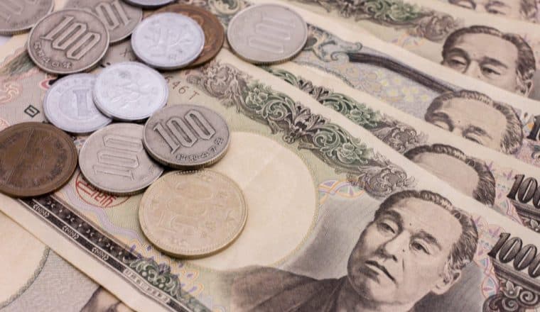 2个月卖300万美刀！美区搞“竞价拍卖”有多野